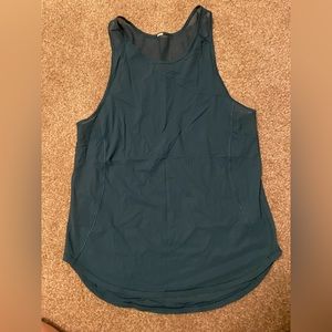 Sea foam green sculpt tank